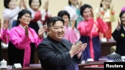 Lãnh tụ Triều Tiên Kim Jong Un, ngày 4/12/2023. (KCNA via Reuters)