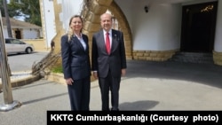 KKTC Cumhurbaşkanı Tatar, VOA Türkçe’nin de aralarında bulunduğu bir grup diplomasi muhabirine açıklamalarda bulundu.