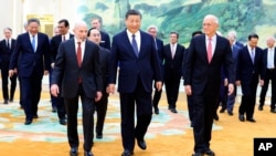 Chủ tịch Trung Quốc Tập Cận Bình trong cuộc gặp các lãnh đạo doanh nghiệp Mỹ