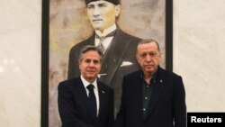 Ngoại trưởngMỹ Anthony Blinken gặp gỡ Tổng thống Thổ Nhỉ Kỳ Erdogan ở Ankara
