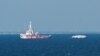 Tàu viện trợ tới bờ biển Gaza; Israel bác bỏ đề nghị ngừng bắn của Hamas