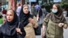 ایران۔ ڈریس کوڈ کے نئے قانون پرعمل نہ کرنےوالی خواتین کے لیے دس برس تک قید کی سزا