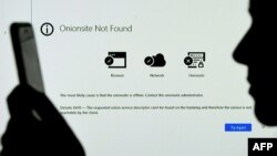 Màn ảnh trình bày địa chỉ trên mạng của Darkside Onionsite với một thông báo là không thể tìm thấy tại Arlington, Virginia vào ngày 14/5/2021. 