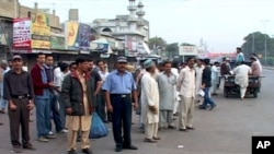 کراچی : ٹرانسپورٹ ہڑتال ، شہریوں کو مشکلات کا سامنا
