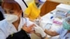 Lộ tin nội bộ của cơ quan y tế khiến công chúng Thái nghi ngại hiệu quả của vắc xin Sinovac